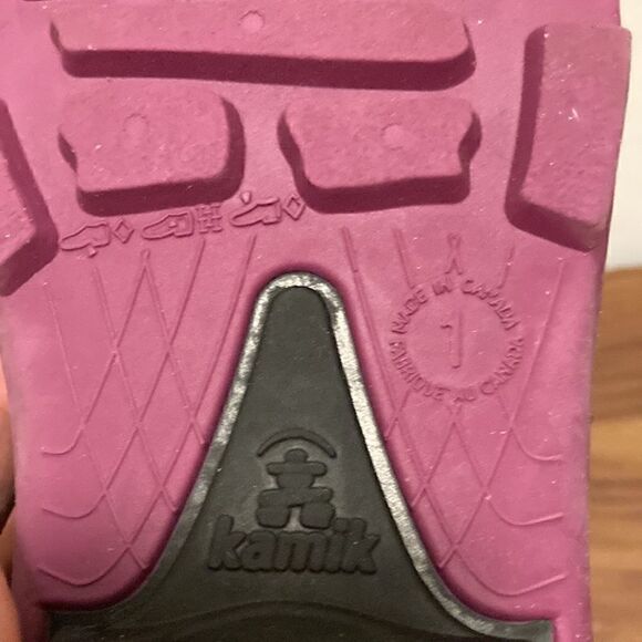 Kamik Child Snobuster 2 Winter Boots. Size 1. Navy Magenta. Warm/waterproof. - Picture 5 of 5